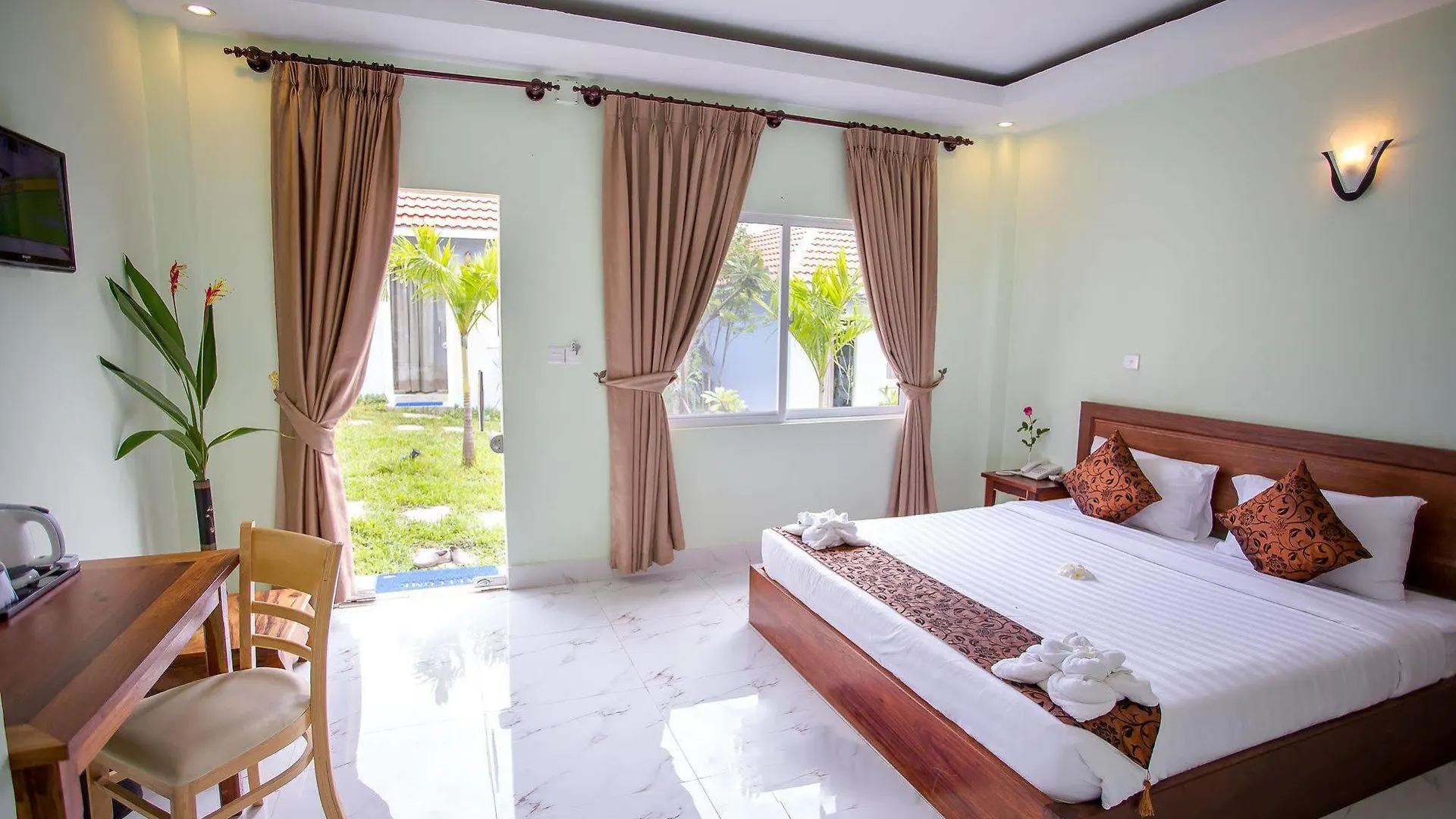 Sea View Boutique Hotel Sihanoukville 4*,